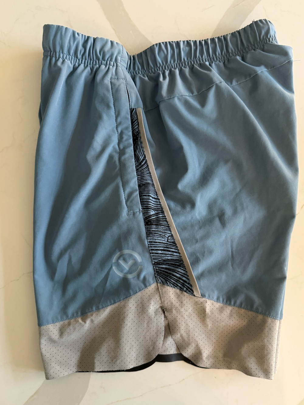 Virus men’s shorts v3 size small